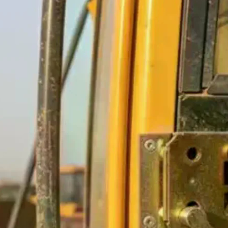 Universal Forklift Tractor Hea - Heavy Equipment Forklift のレビューと価格