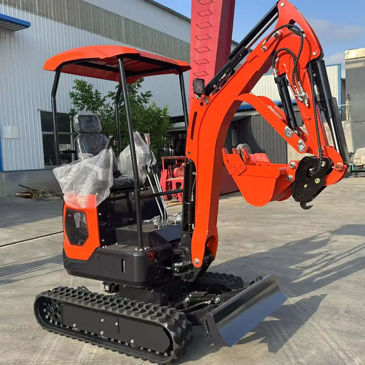 1.8-ton compact construction e - Heavy Equipment Landscaping のレビューと価格